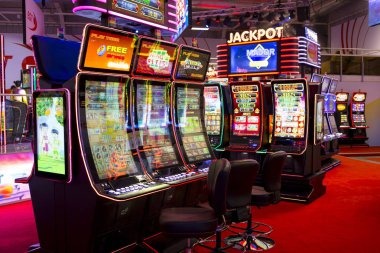 Step 1: Choose your bet and multiplier Bet selection interface with multiplier options